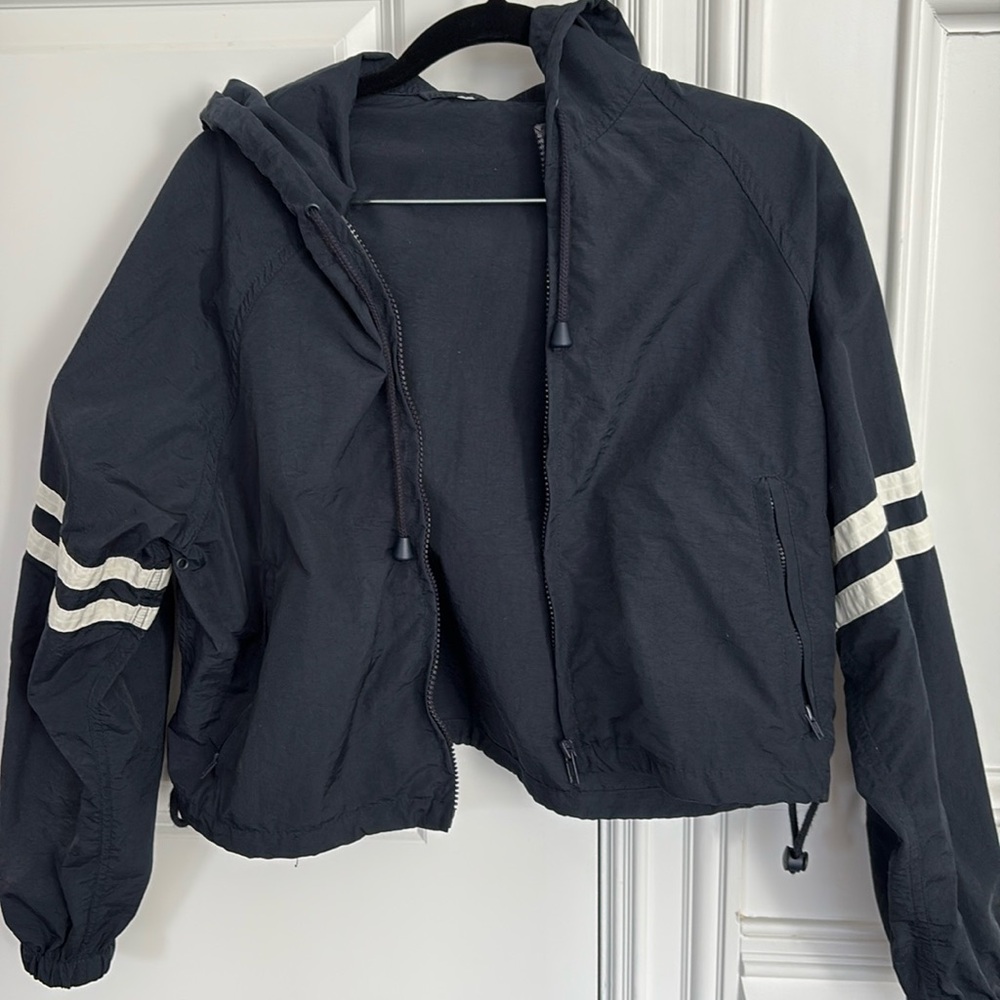Brandy Melville wind breaker